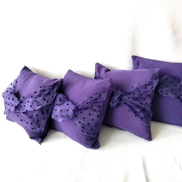 Accent Pillow Set of 4 Deep Purple Silk 14 x 14 with Dotted Organza detail NEW - Picture 1 of 8